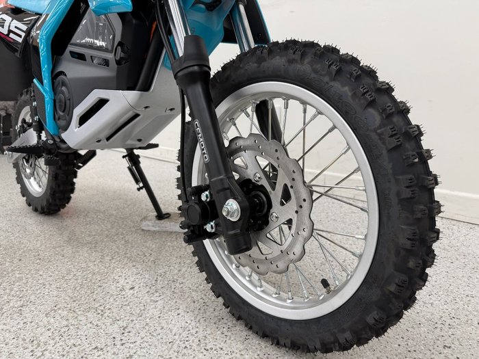 2025 CFMOTO CX-5E Blue