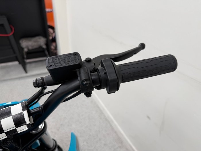 2025 CFMOTO CX-5E Blue