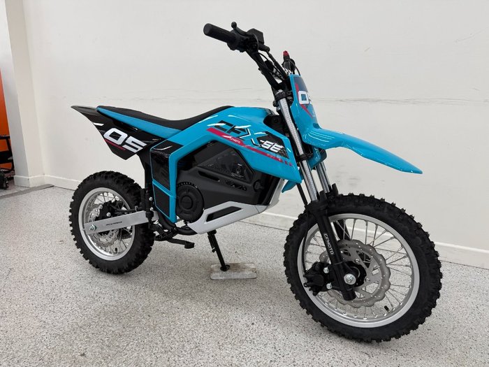 2025 CFMOTO CX-5E Blue