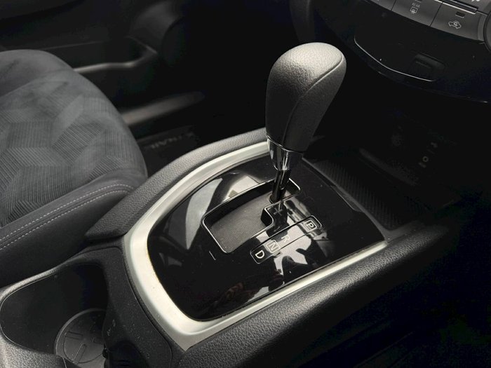 2015 Nissan X-TRAIL ST