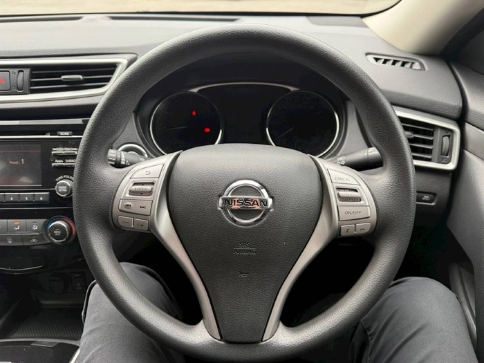 2015 Nissan X-TRAIL ST