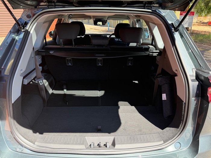 2025 Chery Tiggo 8 Super Hybrid Urban