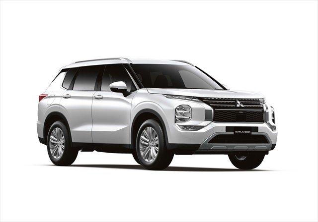 2025 MITSUBISHI Outlander ES