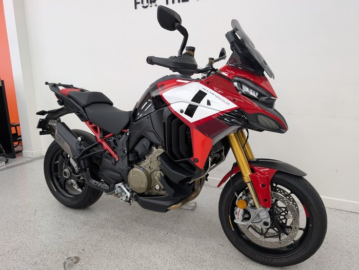 2023 DUCATI MULTISTRADA V4 PIKES PEAK Red