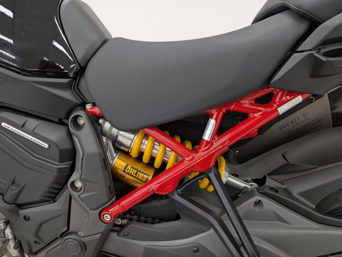 2023 DUCATI MULTISTRADA V4 PIKES PEAK Red