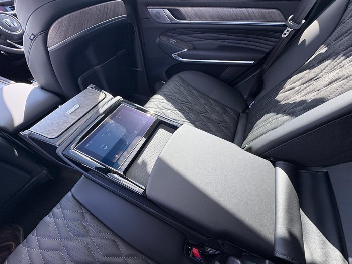 2025 GWM Tank 500 Ultra Hi4-T PHEV