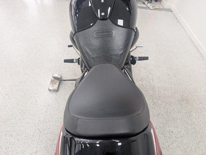 2019 Suzuki VZR 1800 BOULEVARD (M109R) Red