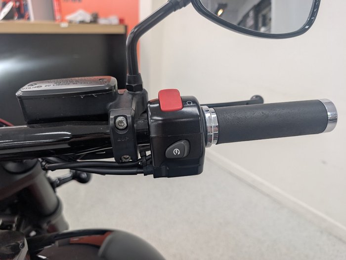 2019 Suzuki VZR 1800 BOULEVARD (M109R) Red