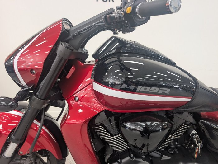 2019 Suzuki VZR 1800 BOULEVARD (M109R) Red