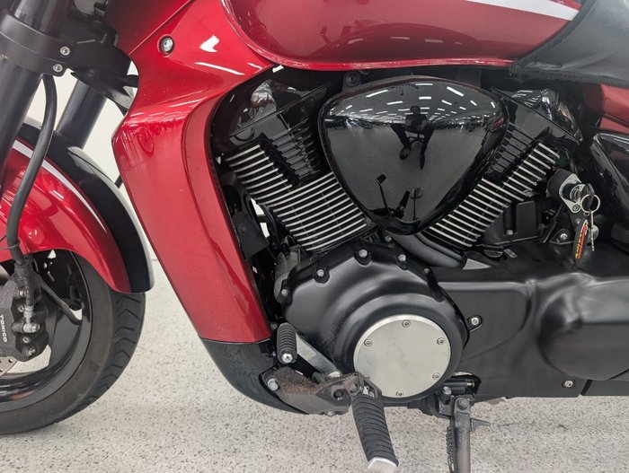 2019 Suzuki VZR 1800 BOULEVARD (M109R) Red