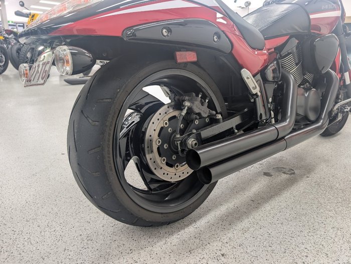 2019 Suzuki VZR 1800 BOULEVARD (M109R) Red