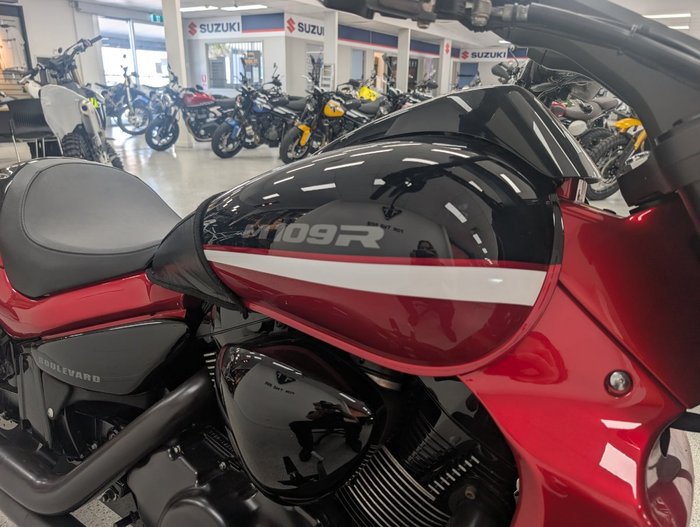 2019 Suzuki VZR 1800 BOULEVARD (M109R) Red
