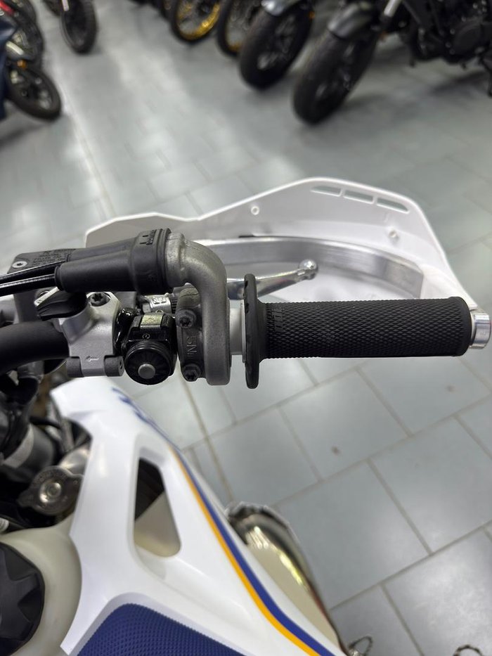 2023 Husqvarna TE 150i Heritage TE White