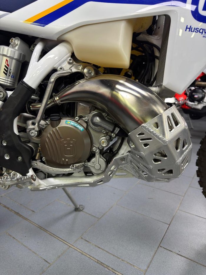 2023 Husqvarna TE 150i Heritage TE White