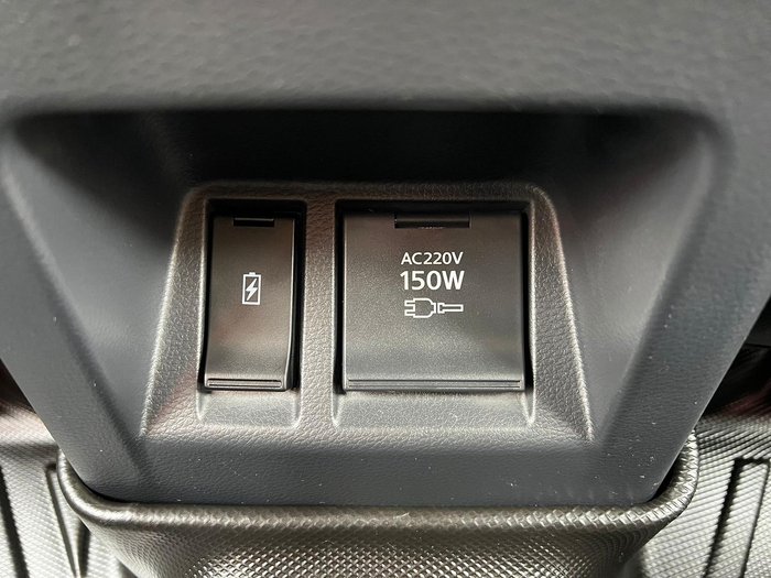 2023 Mitsubishi Pajero Sport GLS