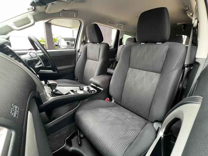 2023 Mitsubishi Pajero Sport GLS