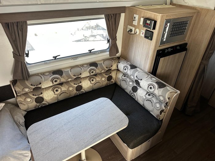 2017 Jayco Starcraft 16Ft Poptop