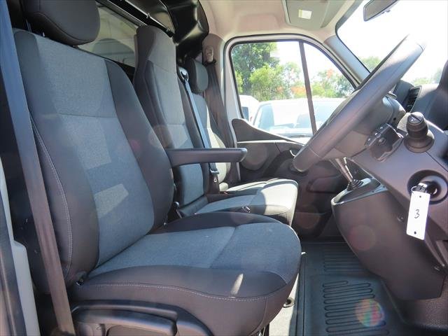 2024 Renault Master Pro 110kW