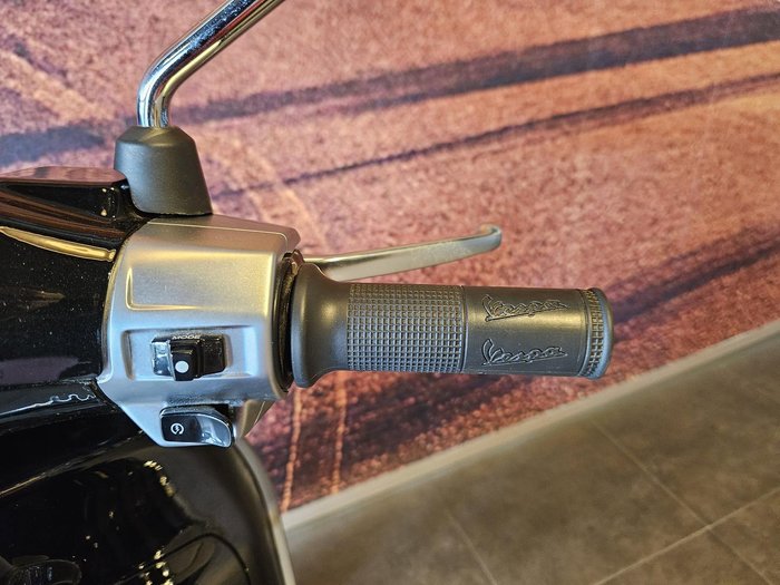 2016 Vespa Primavera 50 Primavera