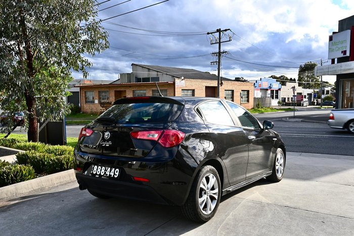 2014 Alfa Romeo Giulietta Progression Series 0 Alfa Black