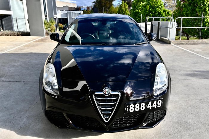 2014 Alfa Romeo Giulietta Progression Series 0 Alfa Black