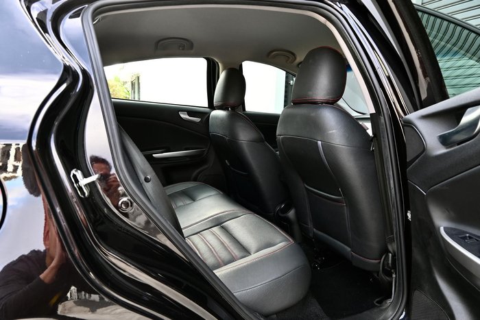 2014 Alfa Romeo Giulietta Progression Series 0 Alfa Black