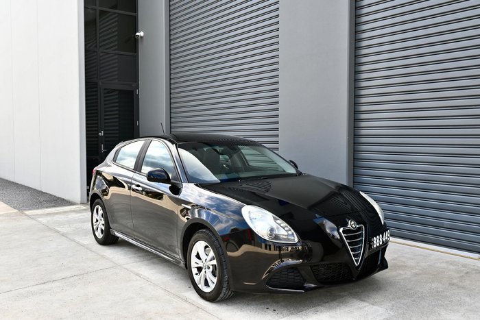 2014 Alfa Romeo Giulietta Progression Series 0 Alfa Black