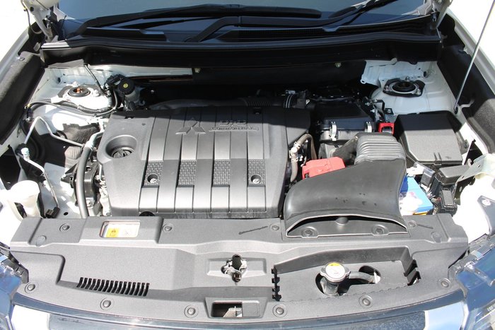 2019 Mitsubishi Outlander Exceed