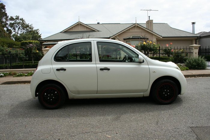 2010 Nissan Micra K12 Geneva White