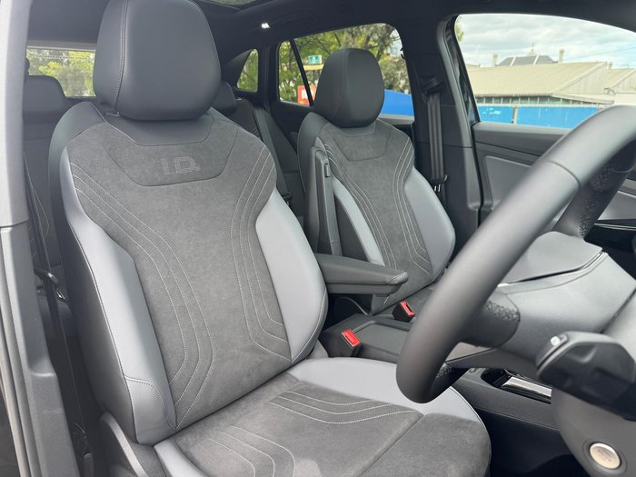 2025 Volkswagen ID.4 Pro