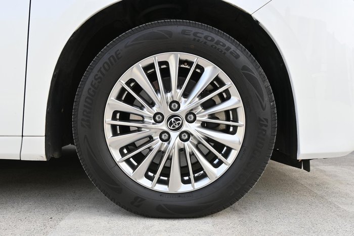 2018 Toyota Alphard SC GGH30W White