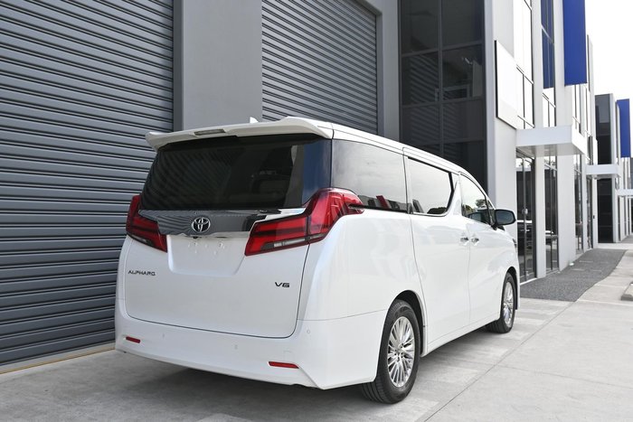 2018 Toyota Alphard SC GGH30W White