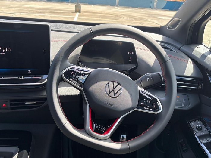 2025 Volkswagen ID.4 GTX