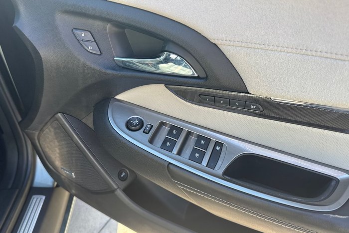 2013 Holden Calais V