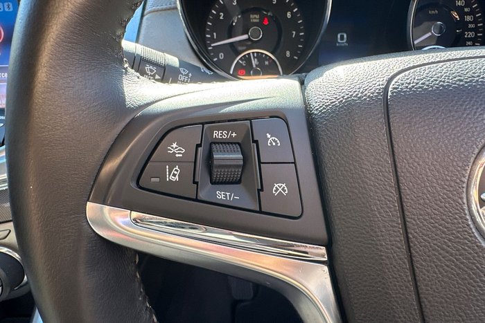 2013 Holden Calais V