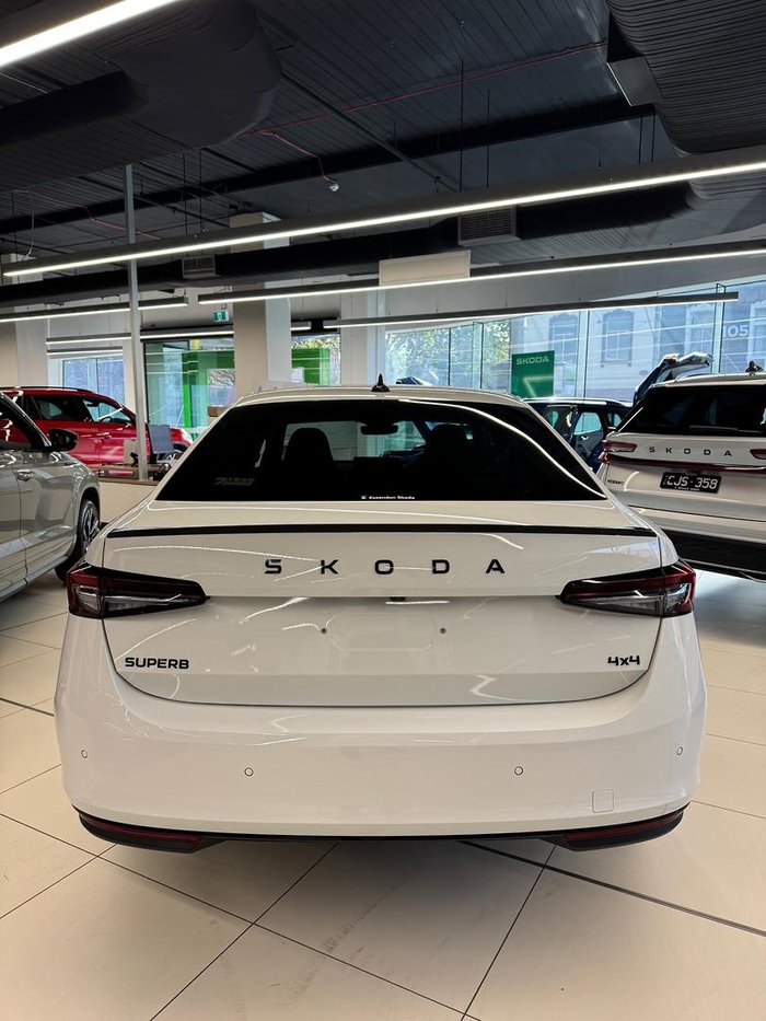 2025 SKODA Superb 195TSI Sportline
