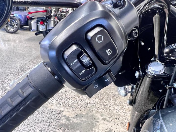 2025 Harley-Davidson Heritage Classic 117 (FLHC) Softail