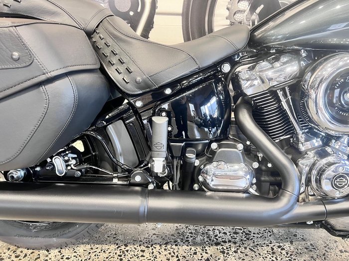 2025 Harley-Davidson Heritage Classic 117 (FLHC) Softail