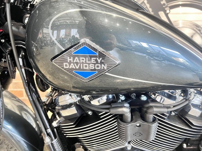 2025 Harley-Davidson Heritage Classic 117 (FLHC) Softail