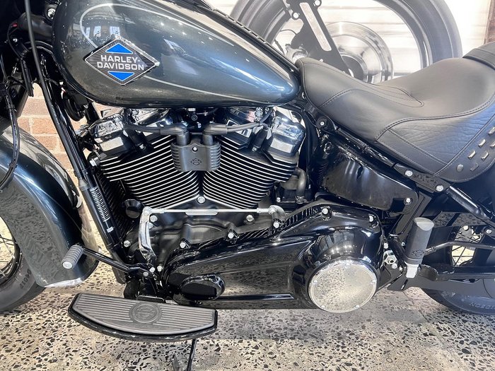 2025 Harley-Davidson Heritage Classic 117 (FLHC) Softail