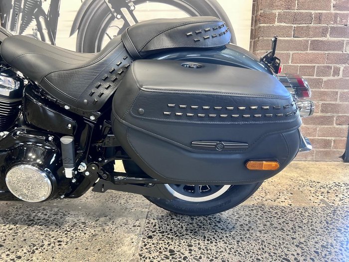 2025 Harley-Davidson Heritage Classic 117 (FLHC) Softail