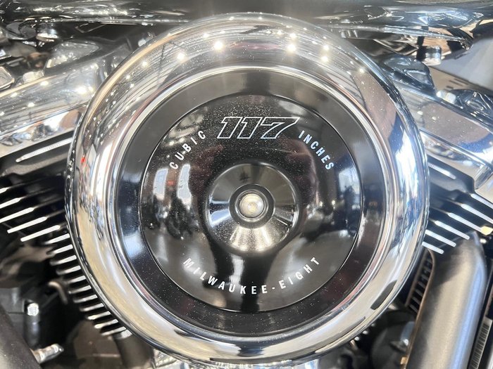 2025 Harley-Davidson Heritage Classic 117 (FLHC) Softail