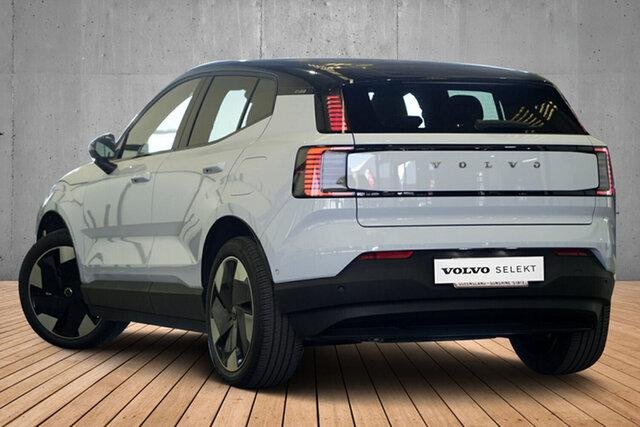 2024 Volvo EX30 Single Motor Extended Range Ultra