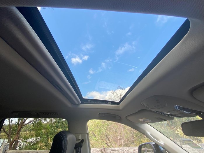 2025 LDV D90 Executive