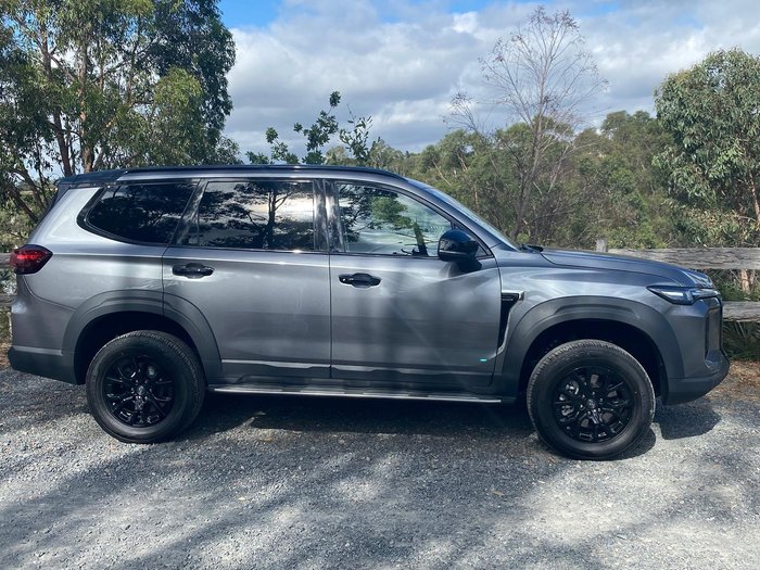 2025 LDV D90 Executive