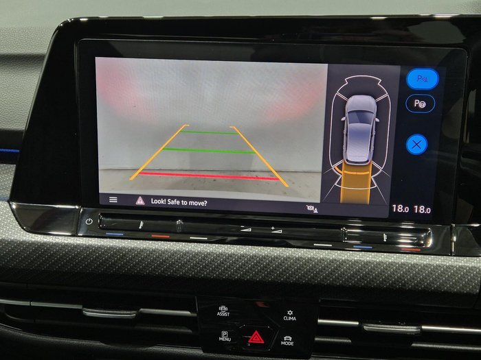 2023 Volkswagen Golf 110TSI R-Line