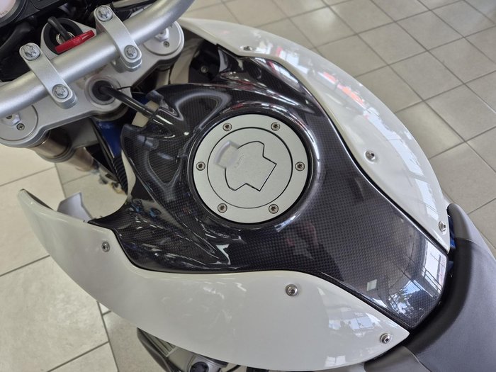 2009 BMW HP2 Megamoto HP2 White
