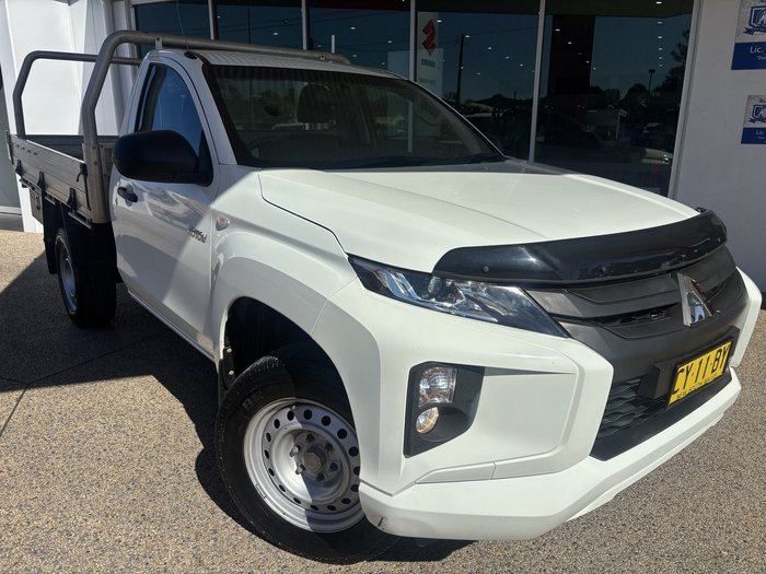 2020 Mitsubishi Triton GLX