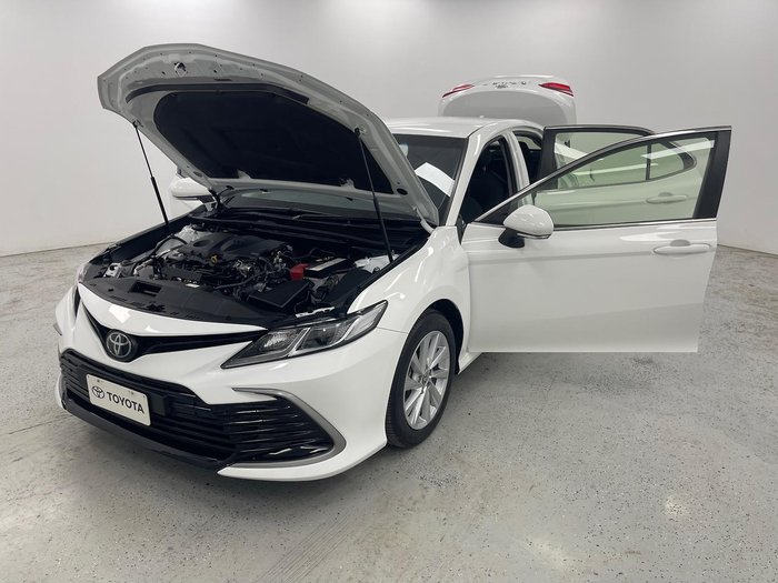 2024 Toyota Camry Ascent AXVA70R Glacier White