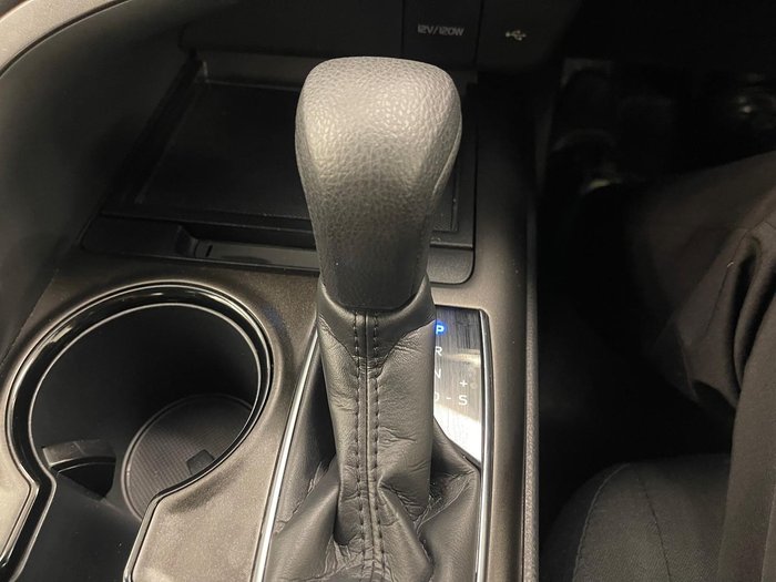 2024 Toyota Camry Ascent AXVA70R Glacier White